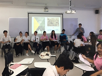 นักศึกษาชั้นปีที่3 ร่วมกันอภิปาย
“ระบบทุนนิยม”